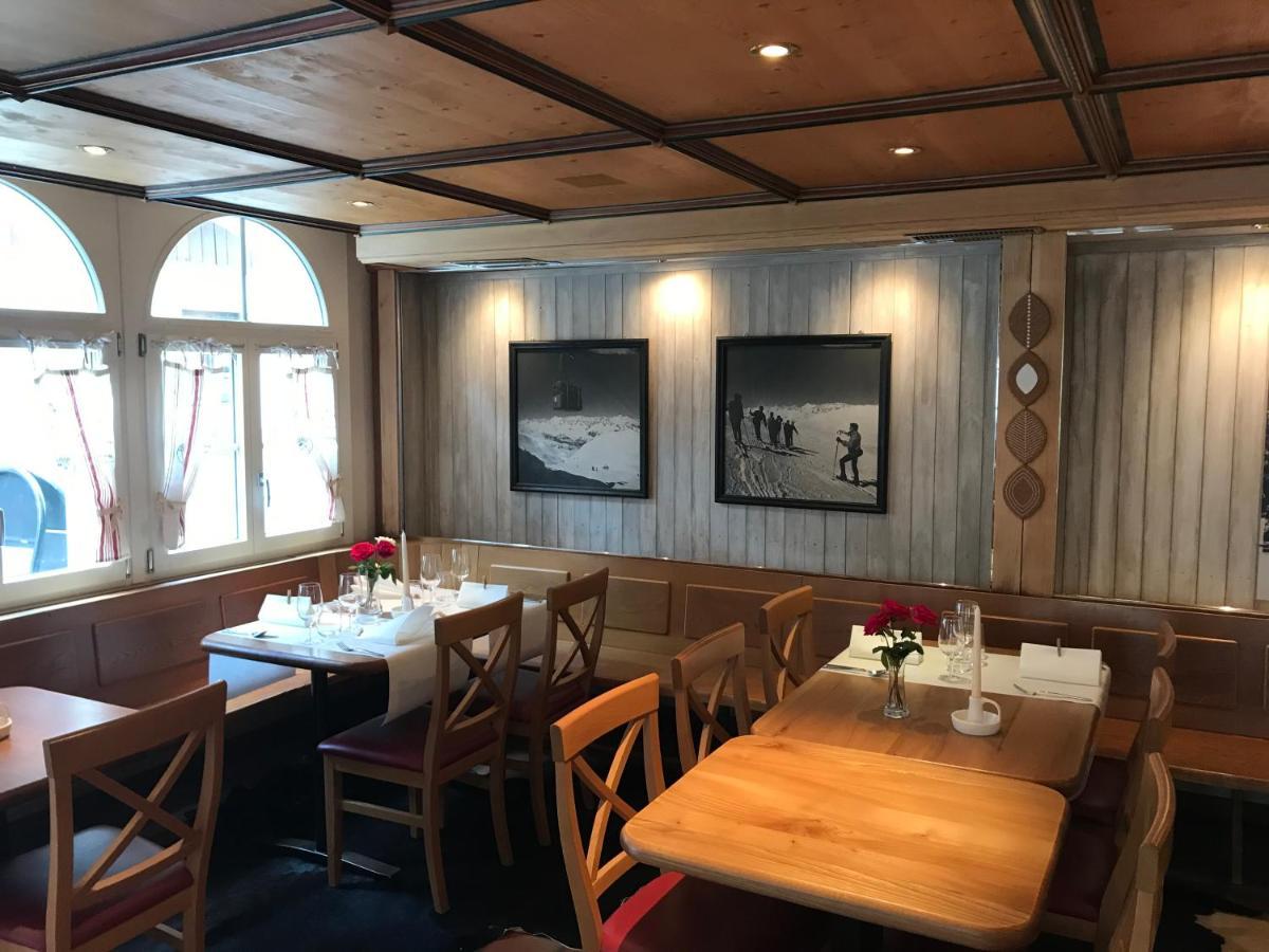 Gasthaus Tell Andermatt Bagian luar foto