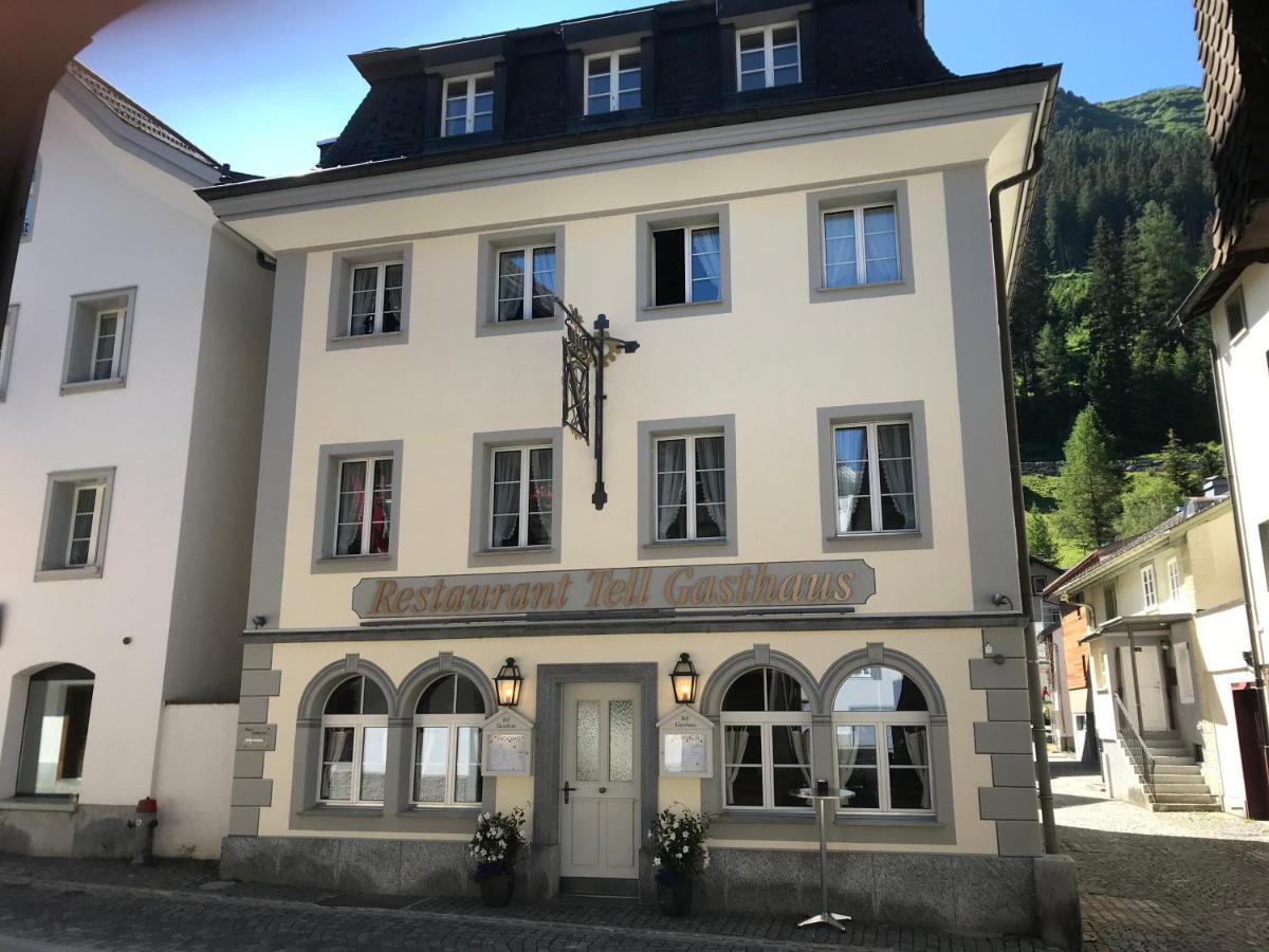 Gasthaus Tell Andermatt Bagian luar foto