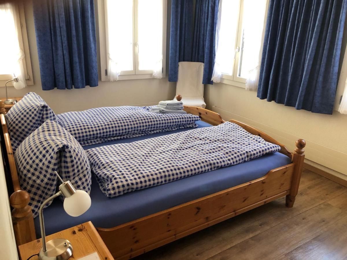 Gasthaus Tell Andermatt Bagian luar foto