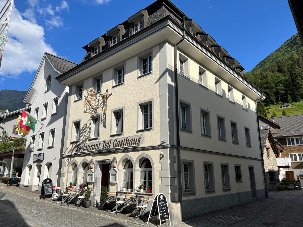Gasthaus Tell Andermatt Bagian luar foto